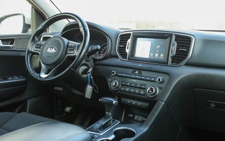 KIA Sportage IV рестайлинг, 2017 год, 1 990 000 рублей, 10 фотография