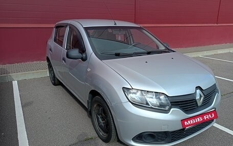 Renault Sandero II рестайлинг, 2014 год, 275 000 рублей, 2 фотография