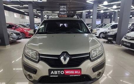 Renault Sandero II рестайлинг, 2017 год, 749 000 рублей, 2 фотография