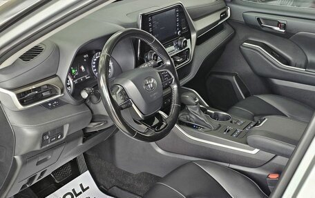 Toyota Highlander, 2021 год, 4 989 000 рублей, 11 фотография
