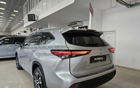 Toyota Highlander, 2021 год, 4 989 000 рублей, 7 фотография