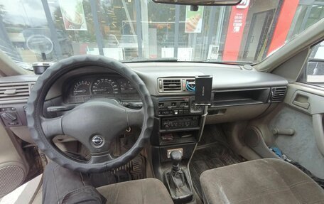 Opel Vectra A, 1990 год, 75 000 рублей, 5 фотография