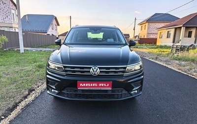 Volkswagen Tiguan II, 2019 год, 2 350 000 рублей, 1 фотография