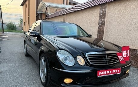 Mercedes-Benz E-Класс, 2004 год, 1 590 000 рублей, 1 фотография