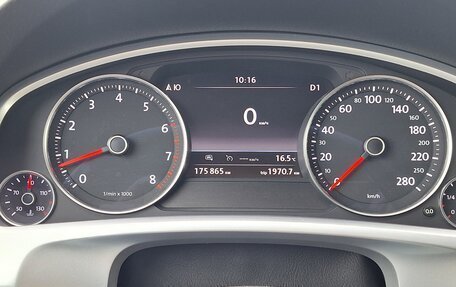 Volkswagen Touareg III, 2013 год, 2 200 000 рублей, 10 фотография