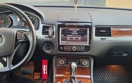 Volkswagen Touareg III, 2013 год, 2 200 000 рублей, 11 фотография