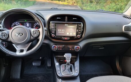 KIA Soul III, 2021 год, 1 990 000 рублей, 20 фотография