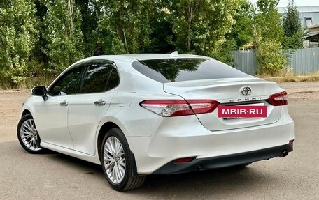 Toyota Camry, 2019 год, 2 899 999 рублей, 6 фотография