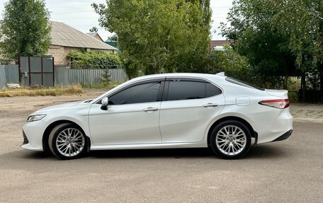 Toyota Camry, 2019 год, 2 899 999 рублей, 7 фотография