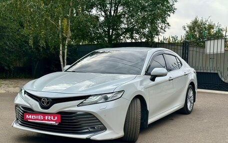 Toyota Camry, 2019 год, 2 899 999 рублей, 8 фотография