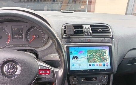 Volkswagen Polo VI (EU Market), 2017 год, 1 250 000 рублей, 13 фотография