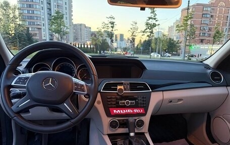 Mercedes-Benz C-Класс, 2012 год, 2 500 000 рублей, 7 фотография