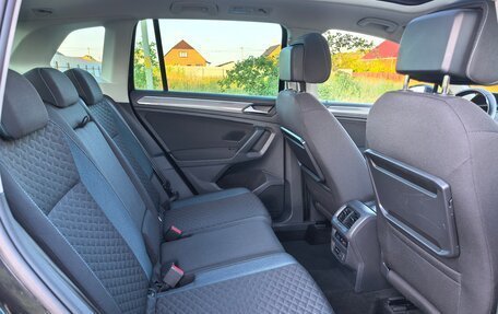 Volkswagen Tiguan II, 2019 год, 2 350 000 рублей, 9 фотография