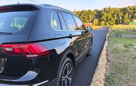 Volkswagen Tiguan II, 2019 год, 2 350 000 рублей, 6 фотография