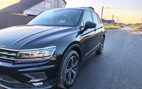 Volkswagen Tiguan II, 2019 год, 2 350 000 рублей, 3 фотография