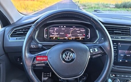 Volkswagen Tiguan II, 2019 год, 2 350 000 рублей, 14 фотография