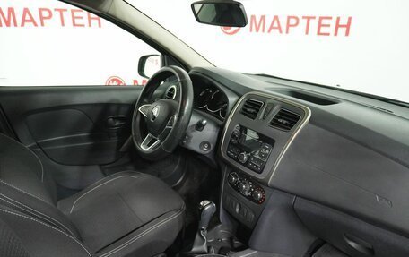Renault Logan II, 2022 год, 1 230 000 рублей, 10 фотография