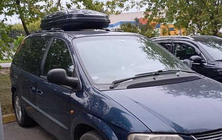 Chrysler Voyager IV, 2001 год, 530 000 рублей, 3 фотография