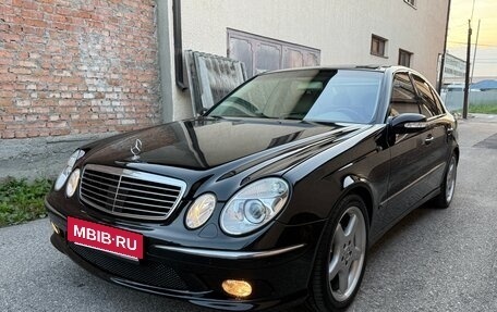 Mercedes-Benz E-Класс, 2004 год, 1 590 000 рублей, 2 фотография