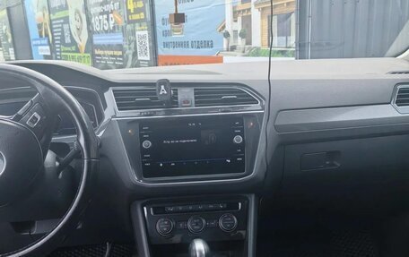 Volkswagen Tiguan II, 2020 год, 2 250 000 рублей, 3 фотография