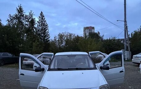 Renault Logan I, 2012 год, 230 000 рублей, 3 фотография