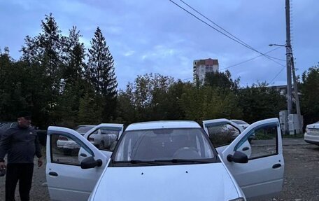 Renault Logan I, 2012 год, 230 000 рублей, 4 фотография