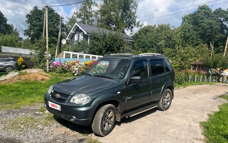 Chevrolet Niva I рестайлинг, 2016 год, 640 000 рублей, 3 фотография