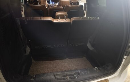 Chrysler Pacifica (RU), 2018 год, 3 200 000 рублей, 11 фотография