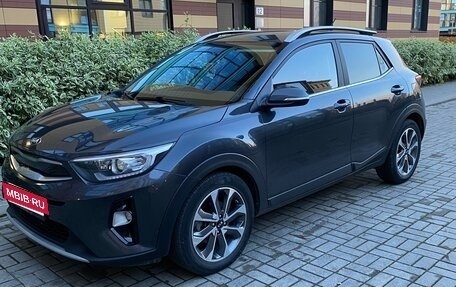 KIA Stonic, 2019 год, 2 700 000 рублей, 3 фотография