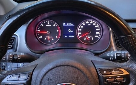 KIA Stonic, 2019 год, 2 700 000 рублей, 8 фотография