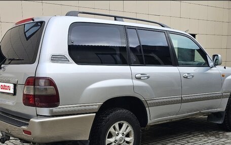 Toyota Land Cruiser 100 рестайлинг 2, 2006 год, 1 750 000 рублей, 5 фотография