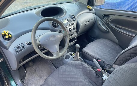 Toyota Yaris I рестайлинг, 2000 год, 165 000 рублей, 6 фотография