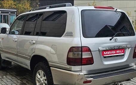 Toyota Land Cruiser 100 рестайлинг 2, 2006 год, 1 750 000 рублей, 4 фотография