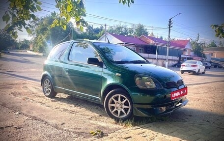 Toyota Yaris I рестайлинг, 2000 год, 165 000 рублей, 1 фотография
