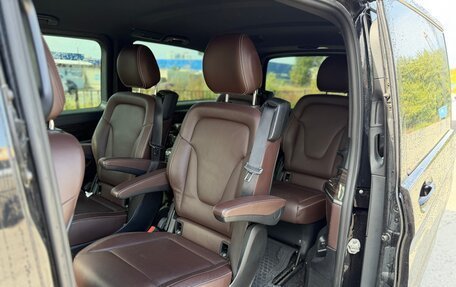 Mercedes-Benz V-Класс, 2016 год, 4 300 000 рублей, 6 фотография