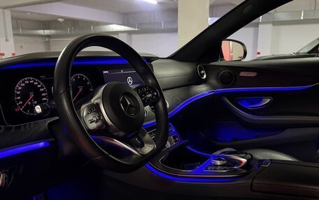 Mercedes-Benz E-Класс, 2018 год, 3 000 000 рублей, 2 фотография