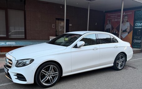 Mercedes-Benz E-Класс, 2018 год, 3 000 000 рублей, 5 фотография