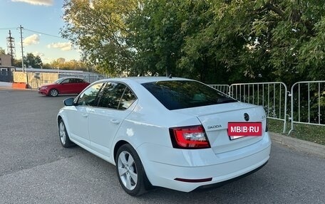 Skoda Octavia, 2018 год, 1 920 000 рублей, 3 фотография