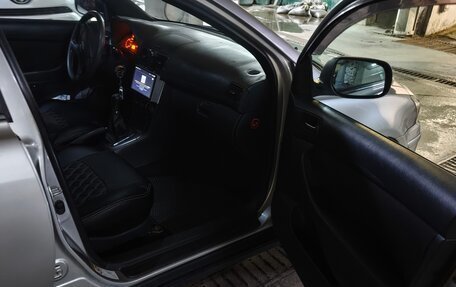 Toyota Avensis III рестайлинг, 2007 год, 720 000 рублей, 15 фотография