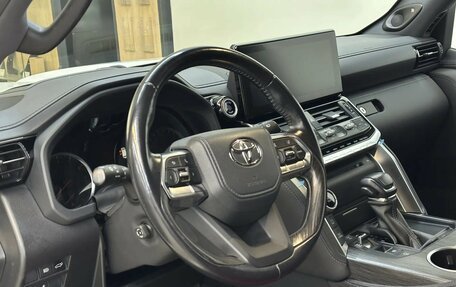 Toyota Land Cruiser, 2022 год, 11 430 000 рублей, 23 фотография