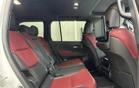 Toyota Land Cruiser, 2022 год, 11 430 000 рублей, 30 фотография