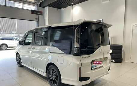 Honda Stepwgn IV, 2019 год, 2 150 000 рублей, 6 фотография
