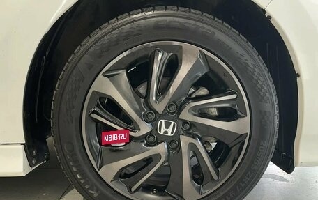 Honda Stepwgn IV, 2019 год, 2 150 000 рублей, 21 фотография