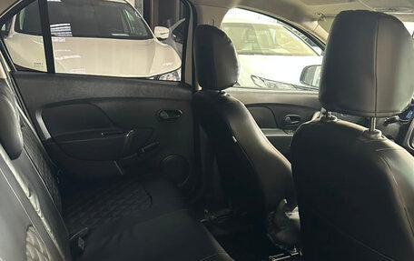 Renault Logan II, 2018 год, 550 000 рублей, 16 фотография