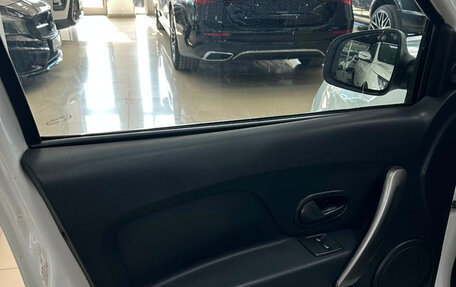 Renault Logan II, 2018 год, 550 000 рублей, 14 фотография