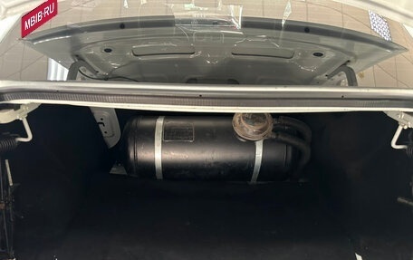Renault Logan II, 2018 год, 550 000 рублей, 17 фотография