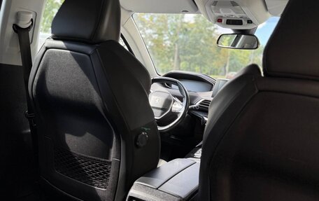 Peugeot 5008 II, 2020 год, 1 990 000 рублей, 8 фотография
