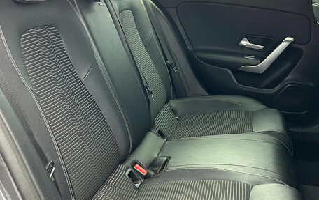 Mercedes-Benz A-Класс, 2019 год, 2 250 000 рублей, 12 фотография