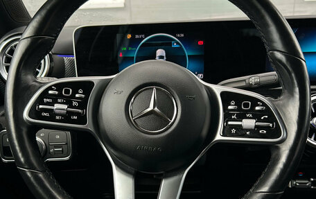 Mercedes-Benz A-Класс, 2019 год, 2 250 000 рублей, 16 фотография