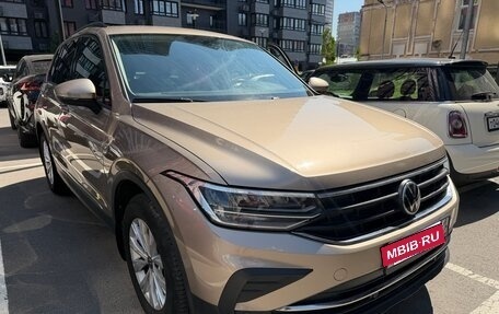 Volkswagen Tiguan II, 2020 год, 2 950 000 рублей, 3 фотография